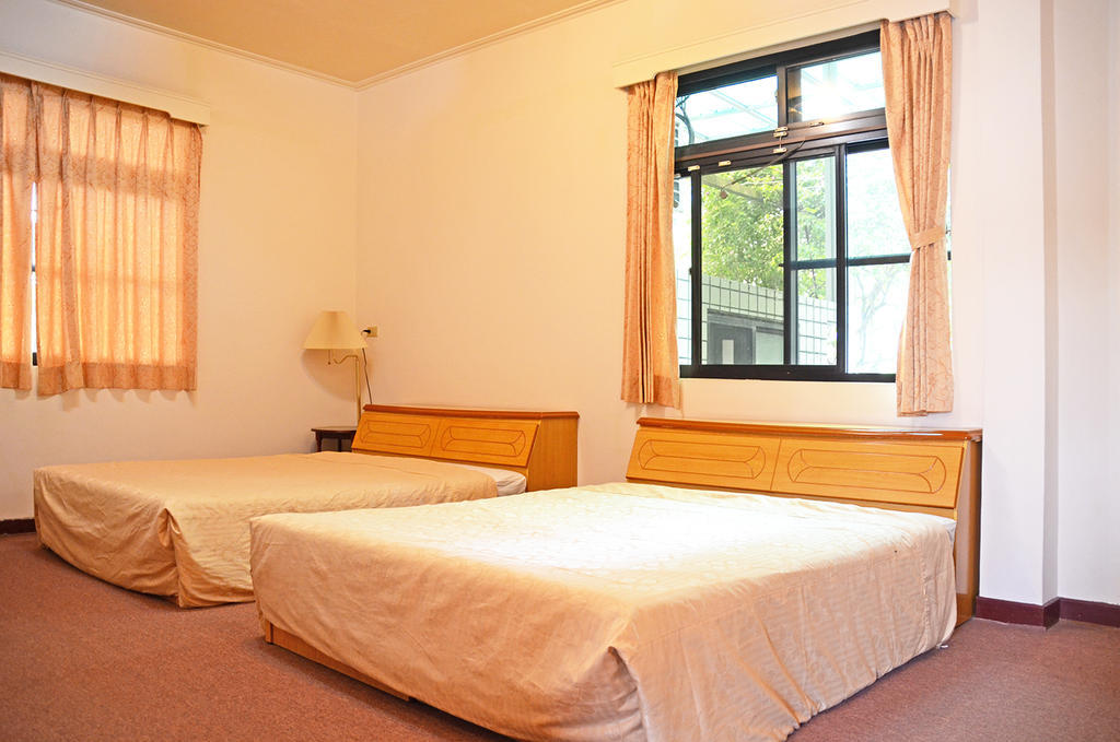 Kaohsiung Meinong Rabbit Paul Homestay B&B Mei-nung Chambre photo