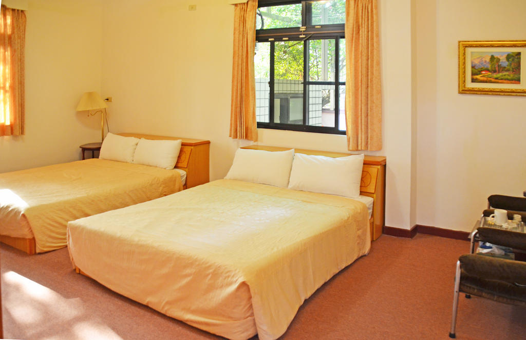 Kaohsiung Meinong Rabbit Paul Homestay B&B Mei-nung Chambre photo